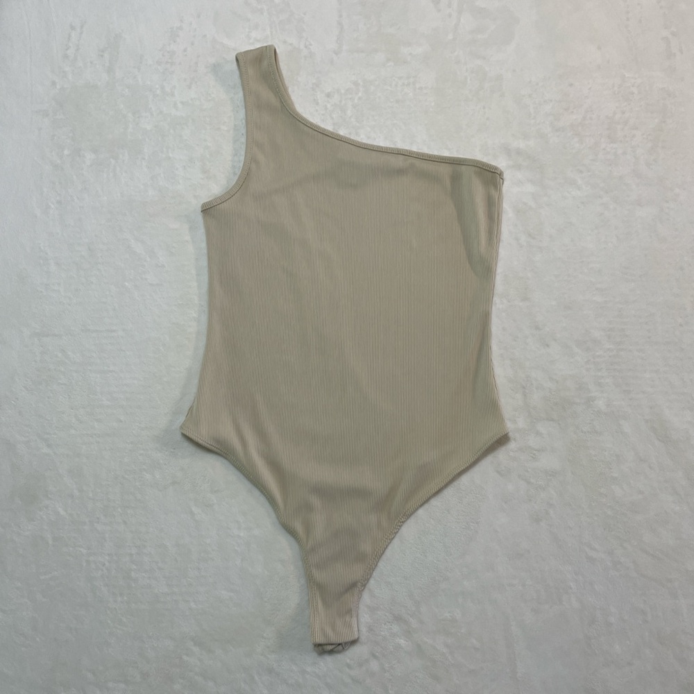 Rue21 One-Shoulder Tan Bodysuit